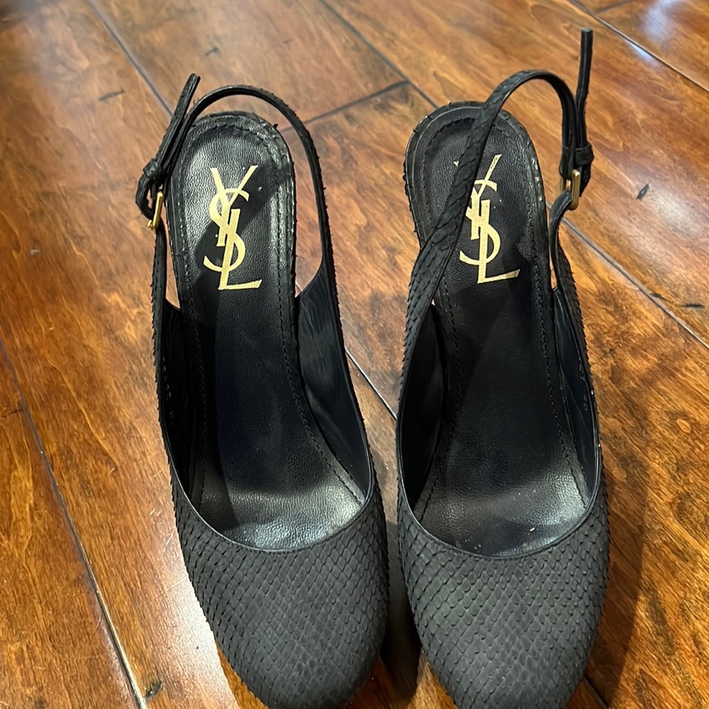 YSL ostrich heels size 40